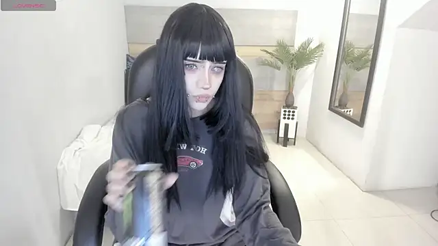 Snapshot of celestica_rose chatting on 6, 11, 2025 celestica rose online show from 6, 11, 2025