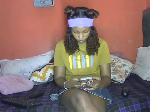 Snapshot of pretty_mohh chatting on 5, 10, 2025 pretty mohh online show from 5, 10, 2025