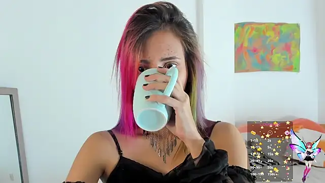 Snapshot of linnie_ chatting on 24, 1, 2025 linnie online show from 24, 1, 2025