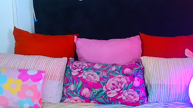 SAVAGExBOO online show from 1, 11, 2025