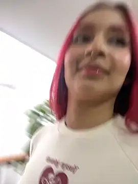 HannaRed  online show from 9, 10, 2025