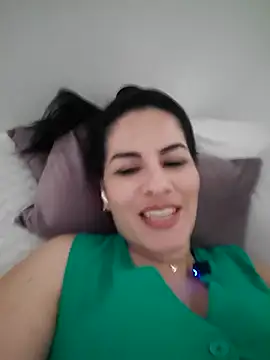 Snapshot of Pamela_Rosal chatting on 8, 11, 2025 Pamela Rosal online show from 8, 11, 2025