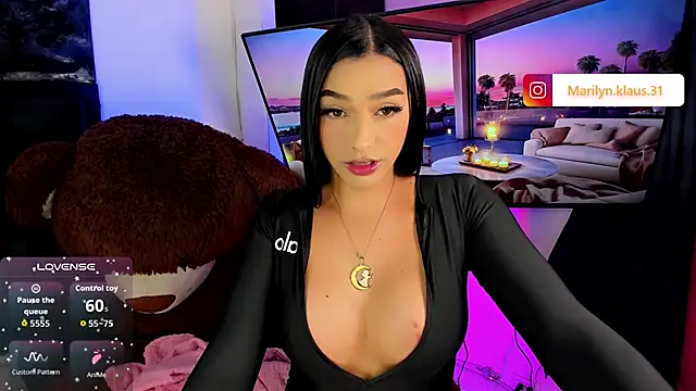 Maryonthemoon online show from 22, 11, 2025