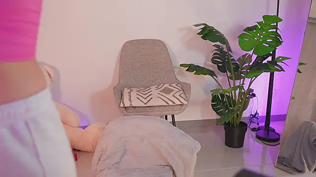 Angeeel  online show from 6, 1, 2026