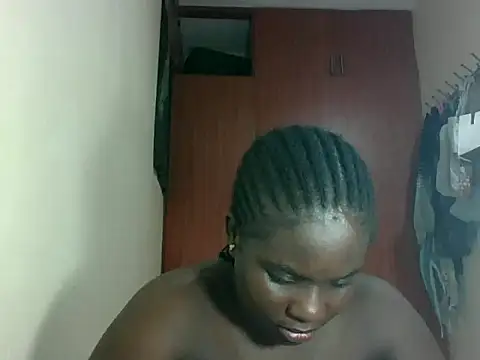 hotebbbyy online show from 4, 5, 2026