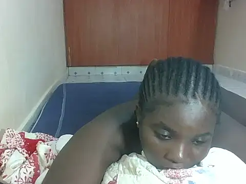 hotebbbyy online show from 20, 4, 2026