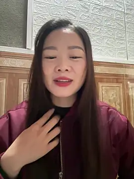 Snapshot of Hellen_111 chatting on 5, 11, 2025 Hellen 111 online show from 5, 11, 2025