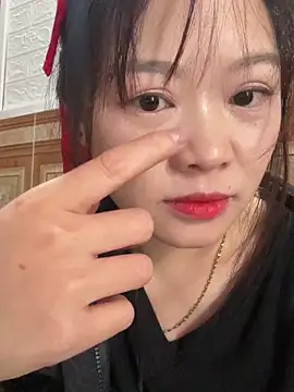 Snapshot of Hellen_111 chatting on 14, 10, 2025 Hellen 111 online show from 14, 10, 2025