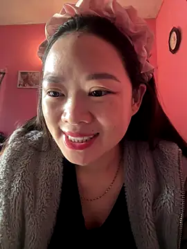Snapshot of Hellen_111 chatting on 27, 9, 2025 Hellen 111 online show from 27, 9, 2025
