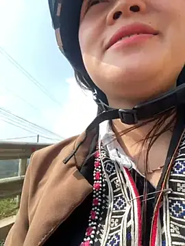 Snapshot of Hellen_111 chatting on 12, 10, 2025 Hellen 111 online show from 12, 10, 2025