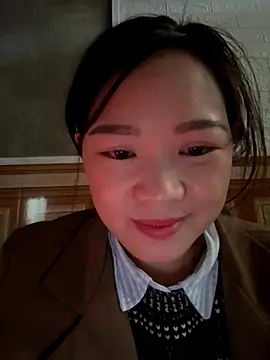 Snapshot of Hellen_111 chatting on 22, 11, 2025 Hellen 111 online show from 22, 11, 2025