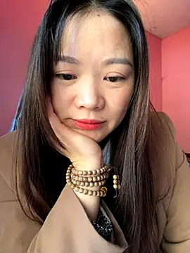 Snapshot of Hellen_111 chatting on 23, 11, 2025 Hellen 111 online show from 23, 11, 2025