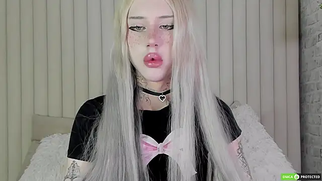 Joy Barker online show from 4, 11, 2025