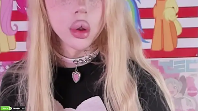 Joy Barker online show from 18, 4, 2026