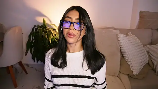 Sara albrecht online show from 23, 11, 2025