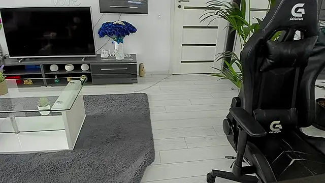 Snapshot of Beauty_Anne chatting on 8, 5, 2026 Beauty Anne online show from 8, 5, 2026