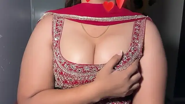 Snapshot of KhwahisHH chatting on 7, 6, 2026 KhwahisHH online show from 7, 6, 2026
