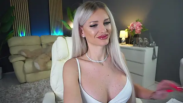 SweetBlondy35 online show from 19, 2, 2026