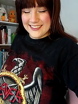 ItsNaiixa online show from 10, 5, 2026
