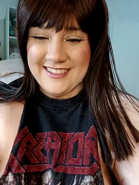 ItsNaiixa online show from 24, 4, 2026