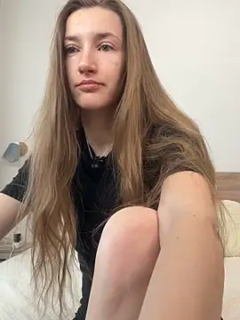 KateRedgar online show from 13, 4, 2026