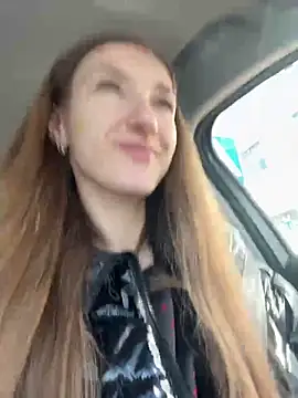 Snapshot of KateRedgar chatting on 27, 4, 2026 KateRedgar online show from 27, 4, 2026