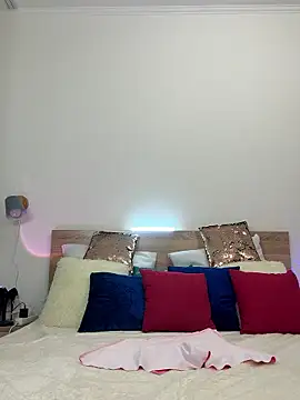 KateRedgar online show from 25, 10, 2025