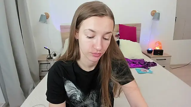 KateRedgar online show from 24, 2, 2026