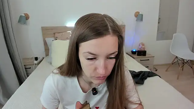 Snapshot of KateRedgar chatting on 29, 5, 2026 KateRedgar online show from 29, 5, 2026