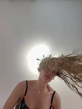 KateRedgar online show from 16, 2, 2026