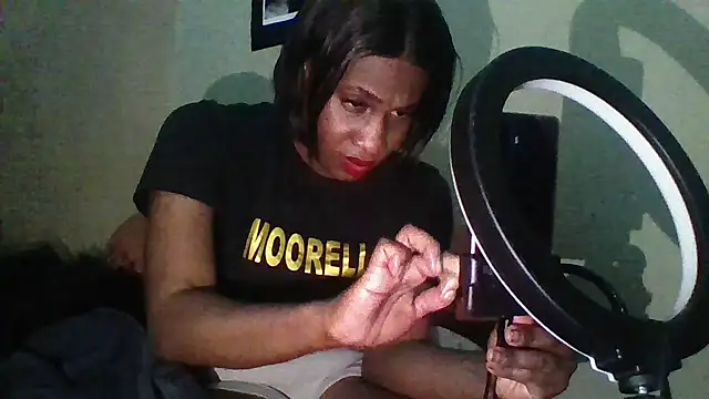 Moorella1 online show from 24, 9, 2025