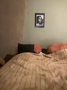 Moorella1 online show from 23, 12, 2025