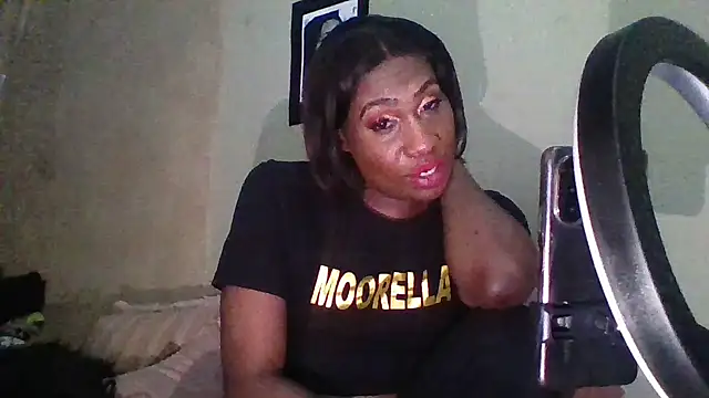 Moorella1 online show from 25, 9, 2025