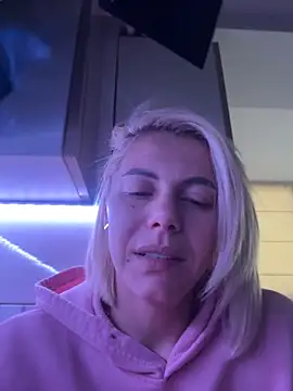 tanyagrey online show from 14, 5, 2026