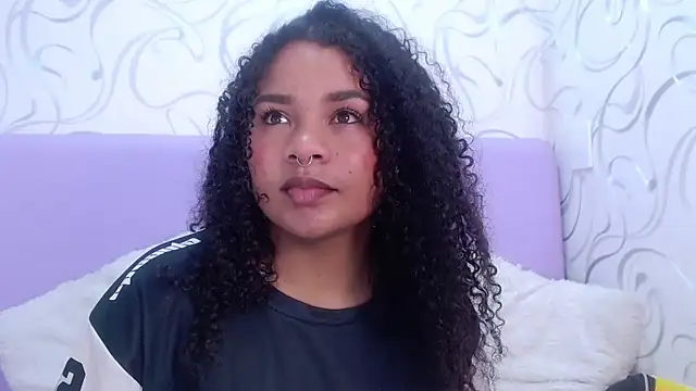 Snapshot of KittyBrookex chatting on 23, 11, 2025 KittyBrookex online show from 23, 11, 2025