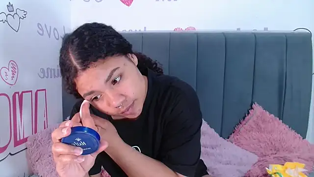 Snapshot of KittyBrookex chatting on 21, 10, 2025 KittyBrookex online show from 21, 10, 2025