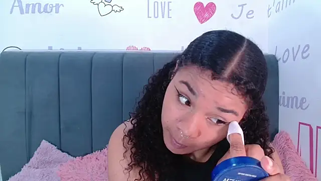 Snapshot of KittyBrookex chatting on 18, 10, 2025 KittyBrookex online show from 18, 10, 2025