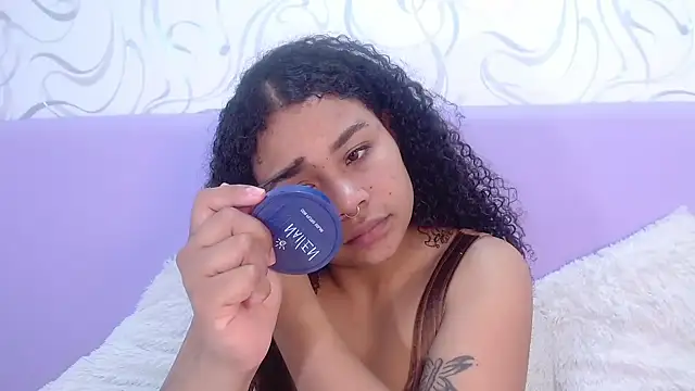 Snapshot of KittyBrookex chatting on 27, 11, 2025 KittyBrookex online show from 27, 11, 2025