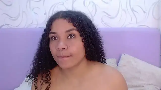 Snapshot of KittyBrookex chatting on 30, 11, 2025 KittyBrookex online show from 30, 11, 2025