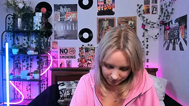 AliciaParkerf online show from 3, 3, 2025