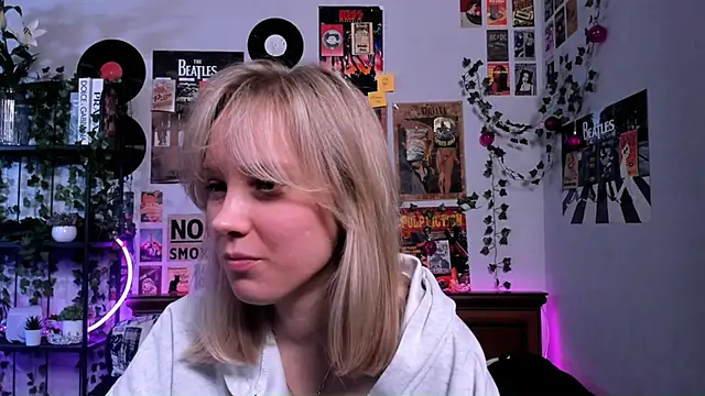 AliciaParkerf online show from 18, 3, 2025