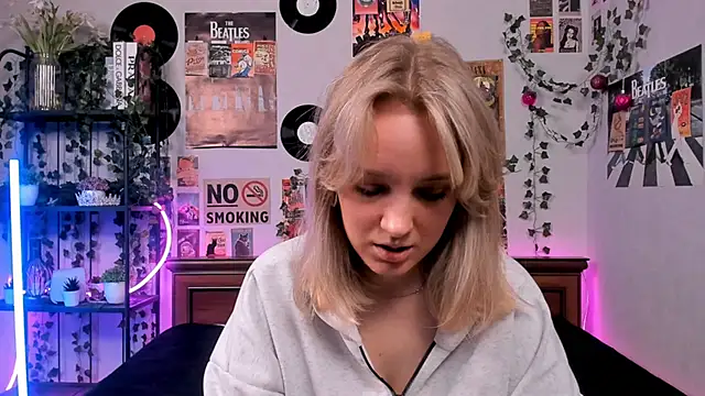 AliciaParkerf online show from 10, 3, 2025