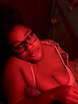 Snapshot of bustypothead chatting on 13, 9, 2025 bustypothead online show from 13, 9, 2025