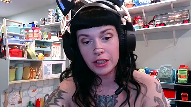 Snapshot of Marcelinegoddess chatting on 24, 2, 2025 Marcelinegoddess online show from 24, 2, 2025