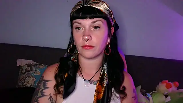 Snapshot of Marcelinegoddess chatting on 16, 9, 2025 Marcelinegoddess online show from 16, 9, 2025