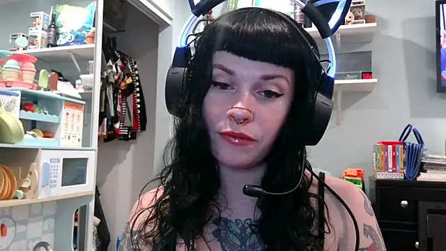 Snapshot of Marcelinegoddess chatting on 4, 2, 2025 Marcelinegoddess online show from 4, 2, 2025