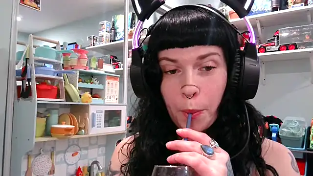 Snapshot of Marcelinegoddess chatting on 17, 2, 2025 Marcelinegoddess online show from 17, 2, 2025