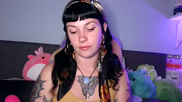Snapshot of Marcelinegoddess chatting on 4, 10, 2025 Marcelinegoddess online show from 4, 10, 2025