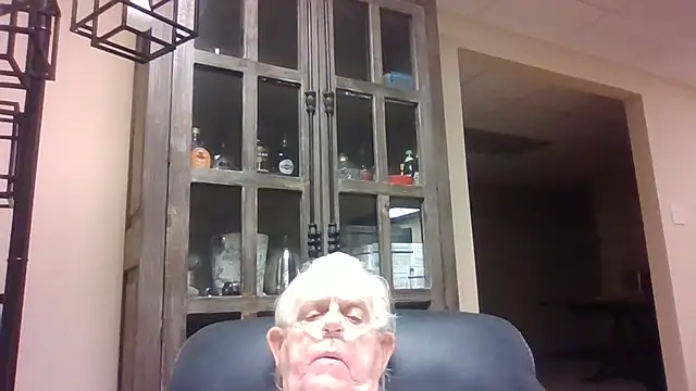 Snapshot of bootlegmanz chatting on 29, 4, 2026 bootlegmanz online show from 29, 4, 2026