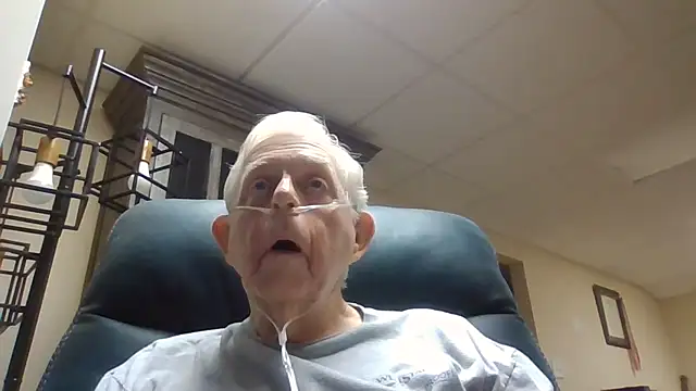 Snapshot of bootlegmanz chatting on 4, 6, 2026 bootlegmanz online show from 4, 6, 2026